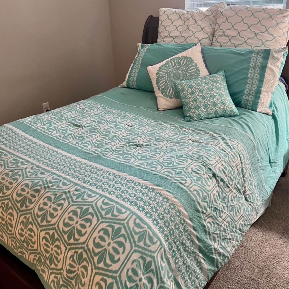 Full Comforter Set
